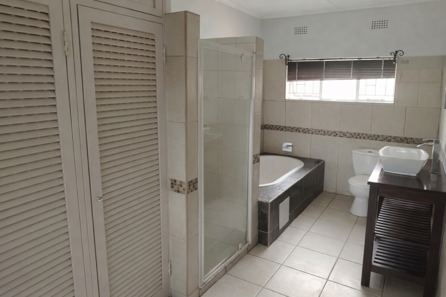 4 Bedroom Property for Sale in Bodorp North West